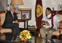 நாடாளுமன்றத் தெரிவுக்குழுவில் பங்கேற்றால் மட்டுமே இனப்பிரச்சினைக்கு தீர்வு – குர்ஷித்திடம் வலியுறுத்திய மஹிந்த