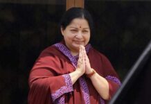 மனஉறுதி ஒன்றையே மூலதனமாகக் கொண்டு வாழ்ந்த தமிழக முதல்வர் ஜெயலலிதா அவர்களின் வாழ்க்கை, காலநதியினால் கரைத்துவிட்டுச் செல்ல முடியாத மாமலை! – சீமான் புகழாரம்