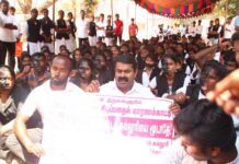 சென்னை சட்டக்கல்லூரியை இடமாற்றம் செய்வதற்கு எதிர்ப்பு தெரிவித்து மாணவர்கள் தொடர் போராட்டம் – சீமான் நேரில் ஆதரவு