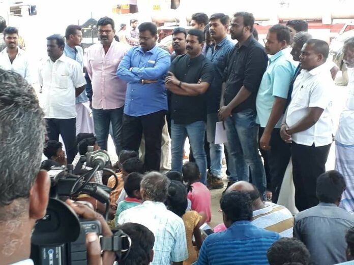 seeman-supported-thoothukudi-kumarettiyarpuram-people-protest-against-sterlite-factory (2)