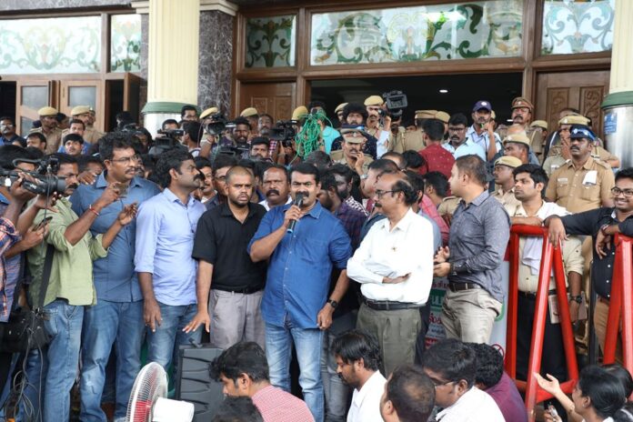 doctors-protest-rajiv-gandhi-hospital-chennai-seeman-extends-support (5)