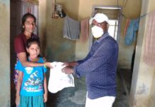 ஊரடங்கு உத்தரவால் உணவின்றி தவிப்பவர்களுக்கு உணவு பொருட்கள் வழங்குதல்- பூவிருந்தவல்லி தொகுதி