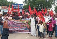 கல்குவாரிகள் தொழிற்சாலைகள் மூடகோரி ஆர்ப்பாட்டம் – கிருட்டிணகிரி