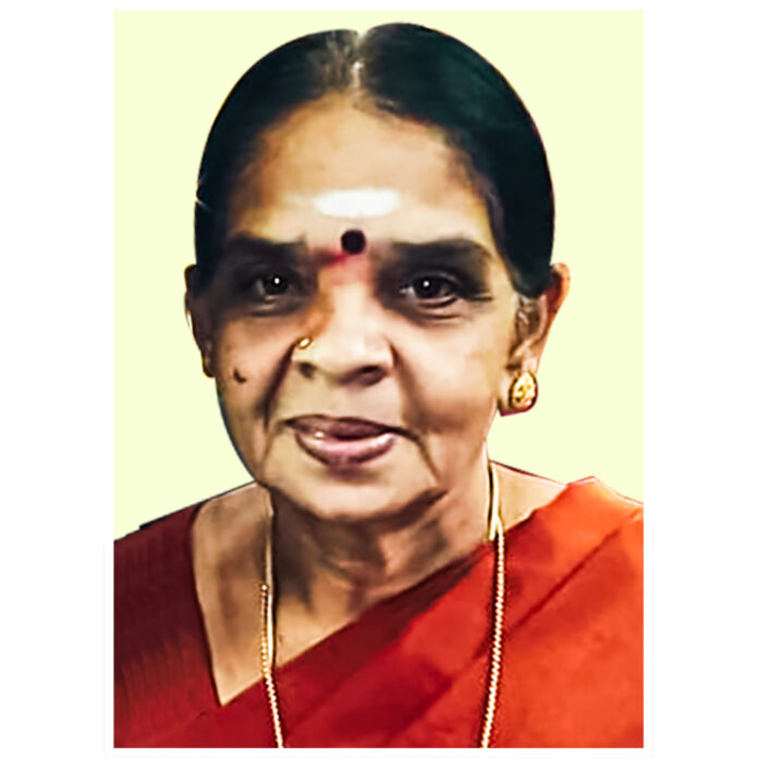 தமிழ்த்தேசியத் தந்தை பாவலரேறு பெருஞ்சித்திரனாரின் மூத்த மருமகளும், ஐயா பூங்குன்றன் அவர்களின் மனைவியுமான அம்மையார் காயத்ரி அவர்கள் மறைவுற்ற செய்தியறிந்து பெருந்துயருற்றேன். அம்மாவை இழந்து வாடும் அவரது குடும்பத்தினருக்கும் உறவுகளுக்கும் ஆறுதலை தெரிவித்து துயரத்தில் பங்கெடுக்கிறேன்.