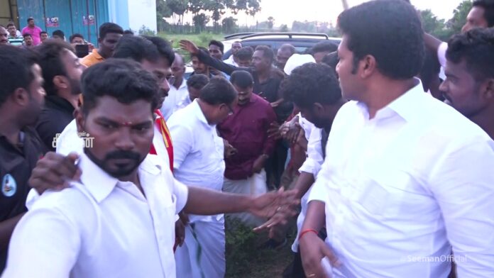 தமிழ்ப்பேரினத்தின் வீரப்பெரும்பாட்டன் அரசேந்திரச்சோழன் பிறந்தநாளை முன்னிட்டு நாம் தமிழர் கட்சி சார்பாக திருவண்ணாமலை மாவட்டம், பிரம்மதேசம் கிராமத்தில் 21-07-2022 அன்று நடைபெற்ற அரசர்க்கரசன் அரசேந்திரச்சோழன் பெருவிழாவின்போது அரசேந்திரச்சோழன் நினைவிடத்தில் மலர்வணக்கம் செலுத்தியபோது, https://x.com/SeemanOfficial/status/1550412002756988928/video/1