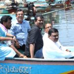 seeman-with-villagers-of-ennore-a-field-study-to-attract-the-attention-of-tn-govt-1