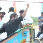 seeman-with-villagers-of-ennore-a-field-study-to-attract-the-attention-of-tn-govt-15