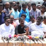 seeman-with-villagers-of-ennore-a-field-study-to-attract-the-attention-of-tn-govt-17