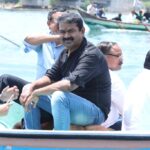 seeman-with-villagers-of-ennore-a-field-study-to-attract-the-attention-of-tn-govt-5