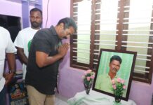 இன்று (20-08-2022), தேங்காய்ப்பட்டணம் துறைமுக விபத்தில் உயிரிழந்த பூத்துறை கிராமத்தைச்…