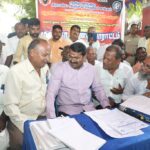 Seeman participated in the postal workers postmen strike against privatization-6
