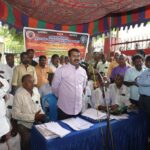 Seeman participated in the postal workers postmen strike against privatization-8