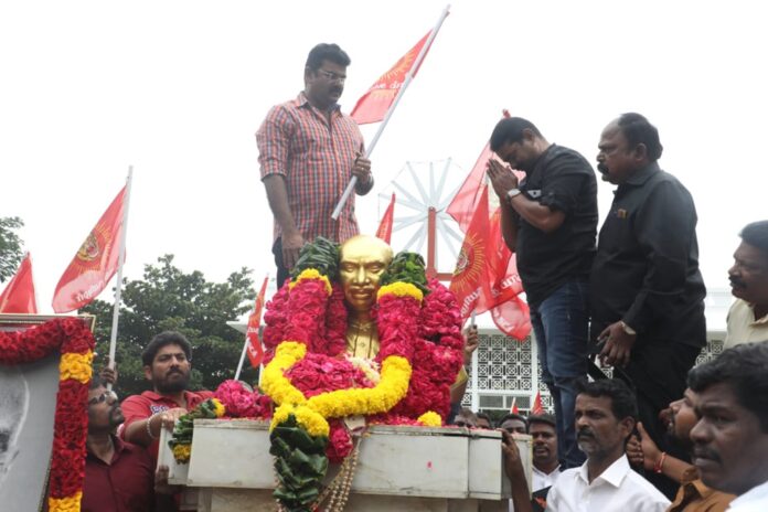 perunthalaivar-kamarajar-47th-anniversary-flower-ceremony-chennai-ntk-chief-seeman-pressmeet-6