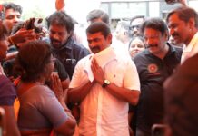 பணிநிரந்தரம் செய்யக்கோரி தூய்மைப் பணியாளர்கள் சென்னை மாநகராட்சி அலுவலகம் அருகில்…