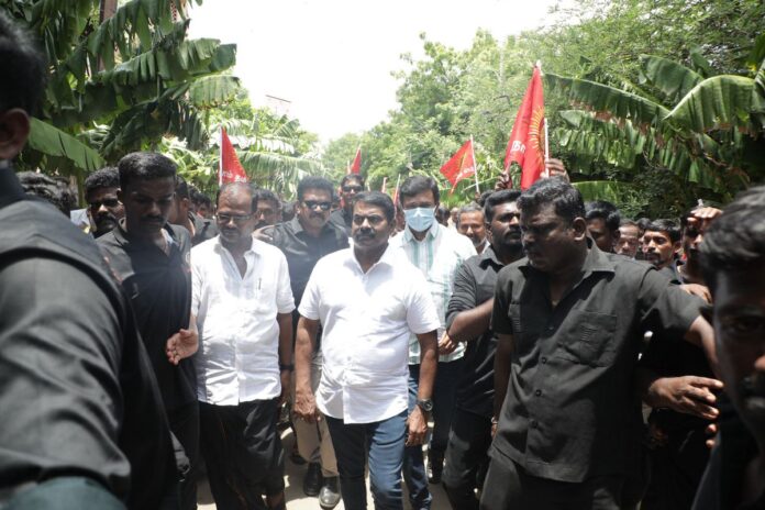 சமூகநீதிப் போராளி பெருந்தமிழர் நம்முடைய தாத்தா இம்மானுவேல் சேகரனார் அவர்களின் 68ஆம் ஆண்டு நினைவுநாளையொட்டி, இராமநாதபுரம் மாவட்டம், பரமக்குடியில் அமைந்துள்ள தாத்தாவின் நினைவிடத்தில் இன்று 11-09-2025 நடைபெற்று வருகின்ற நினைவுநாள் பெருநிகழ்விற்கு, நாம் தமிழர் கட்சி உறவுகளுடன் நேரில் சென்று மலர்வணக்கம் மற்றும் புகழ் வணக்கம் செலுத்தினேன்.